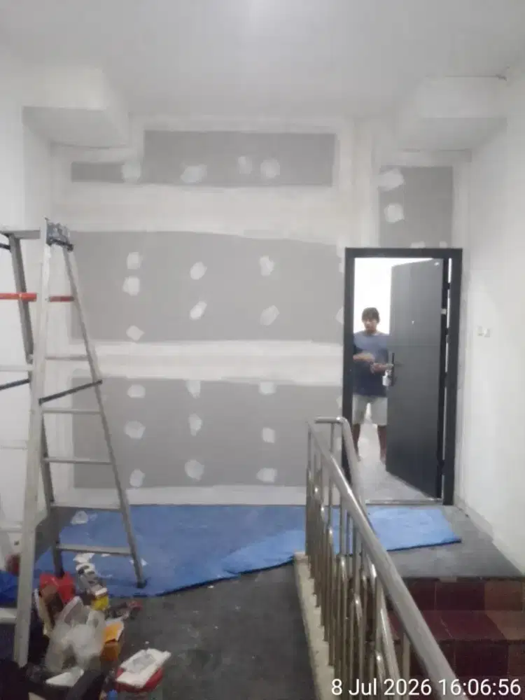 Furniture kantor buat ruangan kantor partisi gypsum