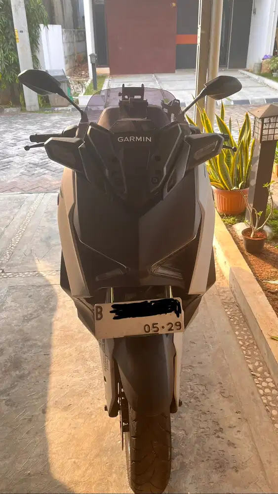 Motor Yamaha Xmax Connected 250cc tahun 2023