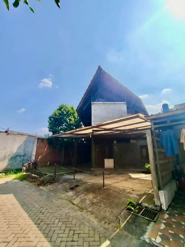 Di jual rumah posisi hook di the address cibubur