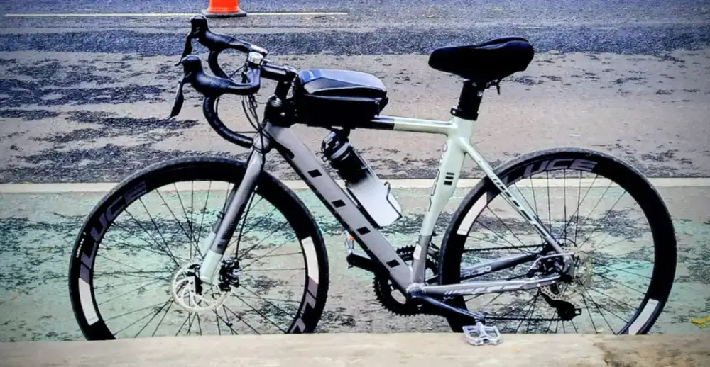 Road Bike ELEMENT FRC 50 Size 52 Like New - Baru Pakai Januari 2026