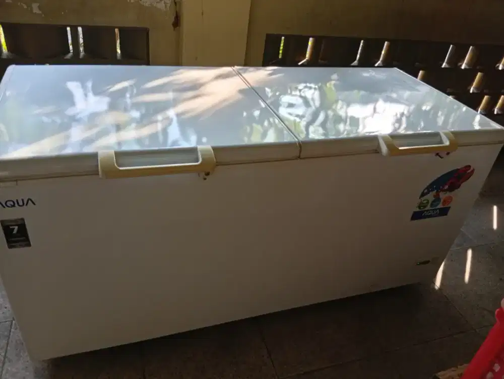 Frezer Box 2 pintu