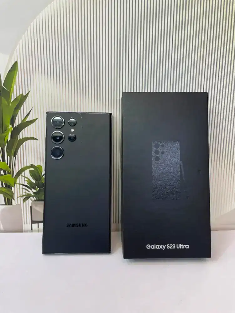 Samsung galaxy S23 Uktra Black 12/256 Sein