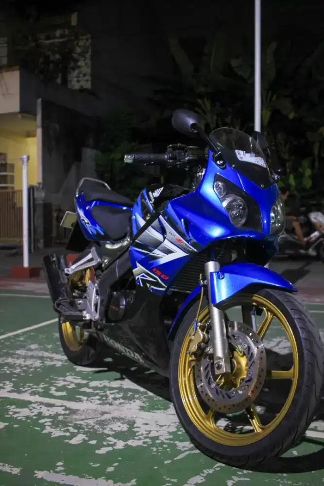CBR OLD CBU THAILAND 2006