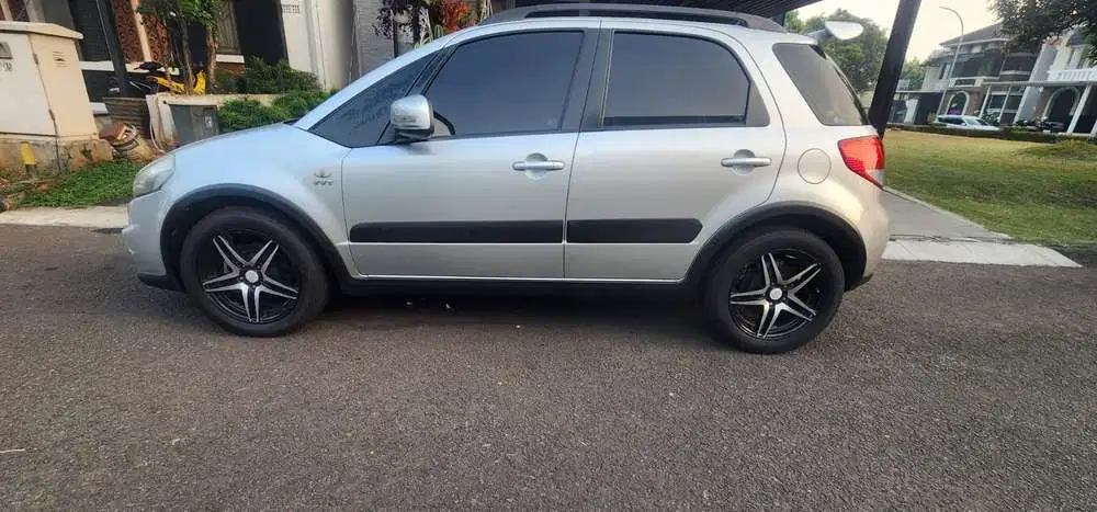 Suzuki SX4 2012 Bensin