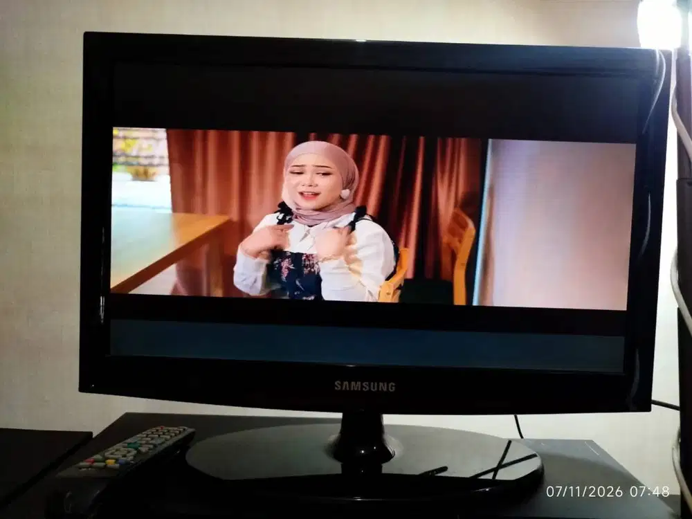 Samsung LCD TV 22inch