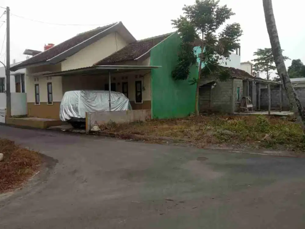 JUAL LAHAN PEKARANGAN BONUS RUMAH SIAP HUNI MAGUWOHARJO