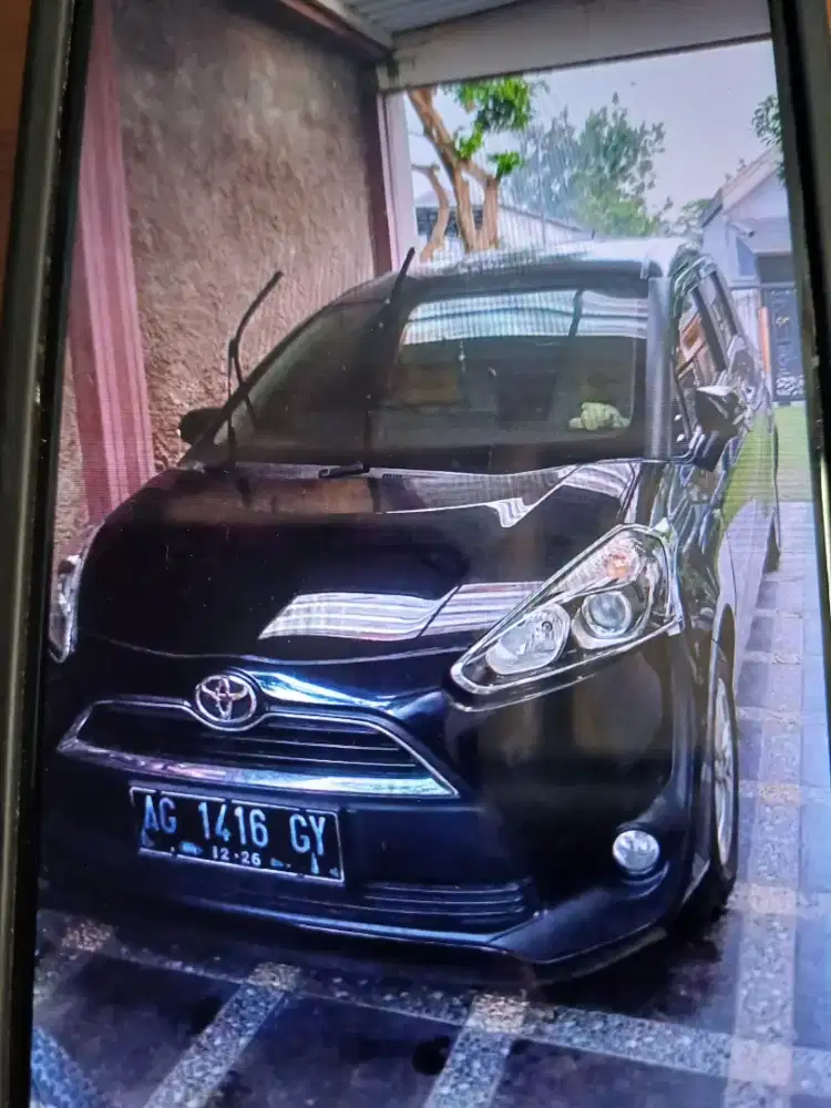 Toyota sienta M/T ORI