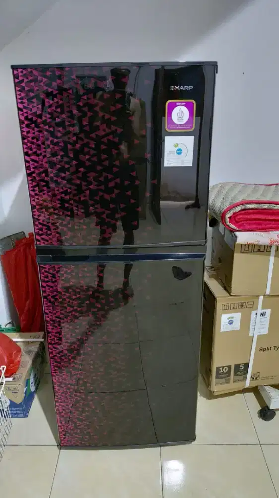 Kulkas sharp 2 pintu merk SHARP