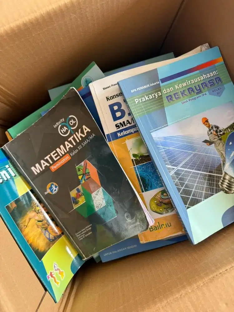 BUKU PELAJARAN SMA