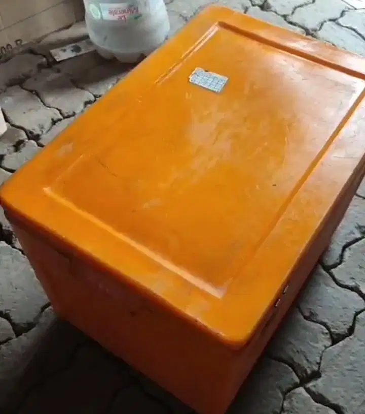 Cooler Box Tanaga 60L