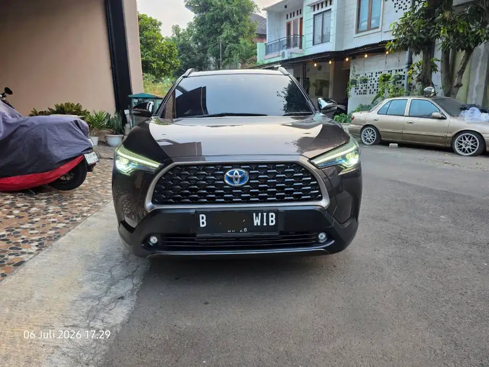 Toyota Corolla Cross Hybrid 1.8 AT 2021