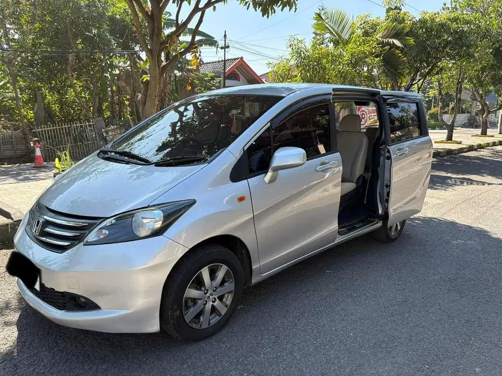 Honda Freed 2009 Bensin