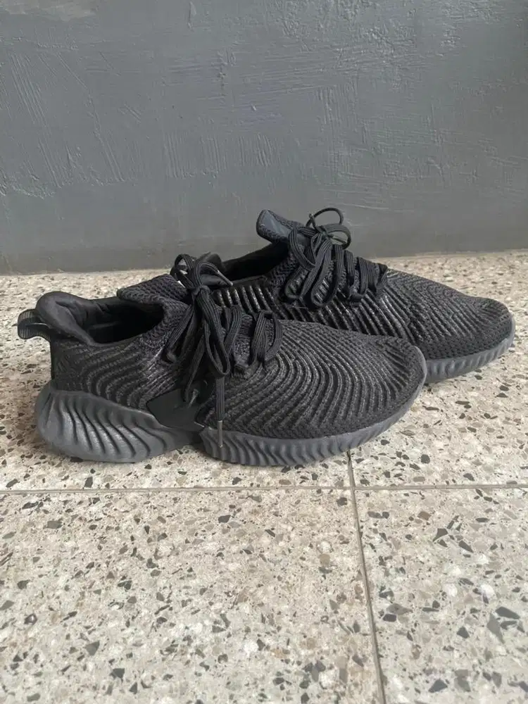 Adidas Alphabounce Instinct Sz 42
