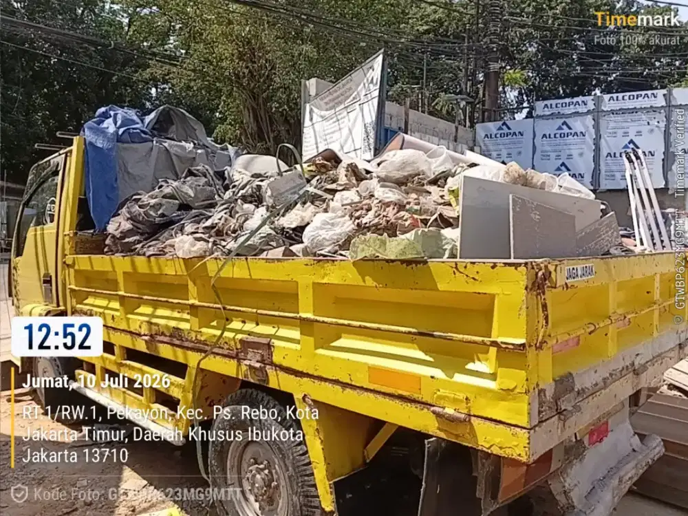 Jasa buang puing dan sampah