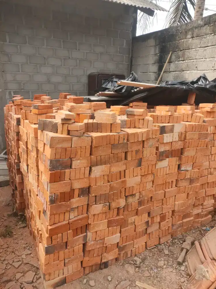 Batu bata merah press