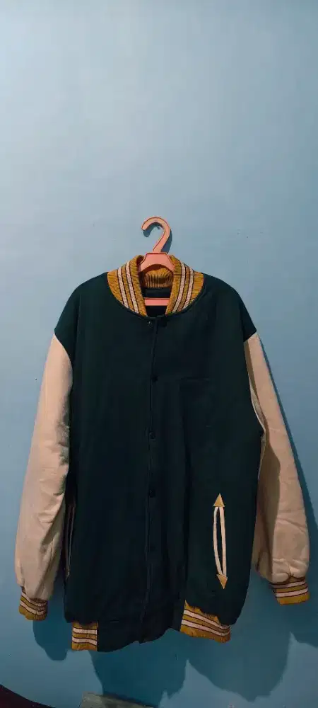 Premium Varsity Jacket Forest Green & Cream – Size XXL Jumbo