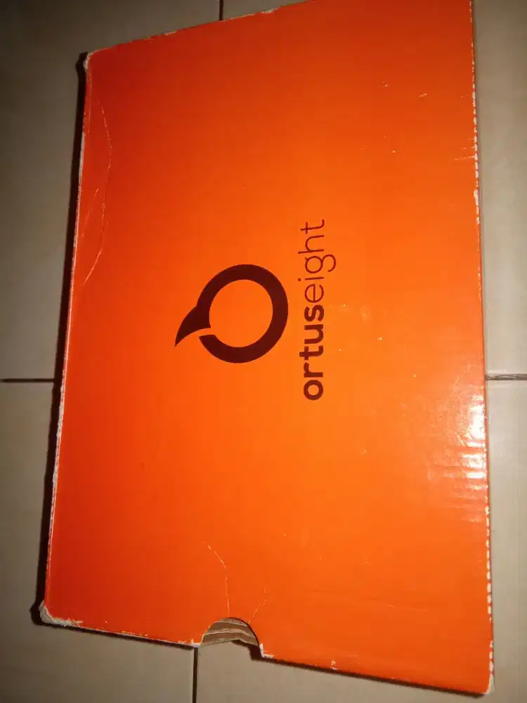 Jual Sepatu Futsal Sepasang