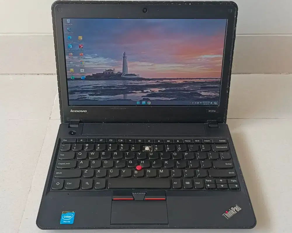 Laptop lenovo thinkpad x131e ram 4gb internal 320gb baterai awet