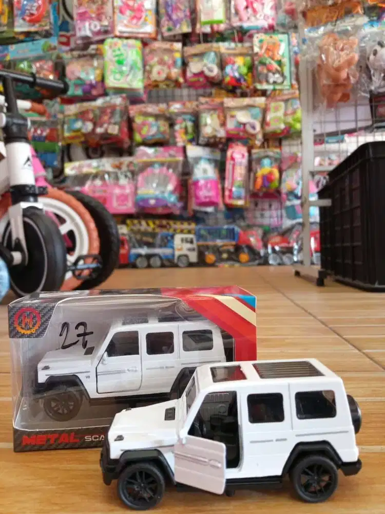 mainan anak diecast jeep