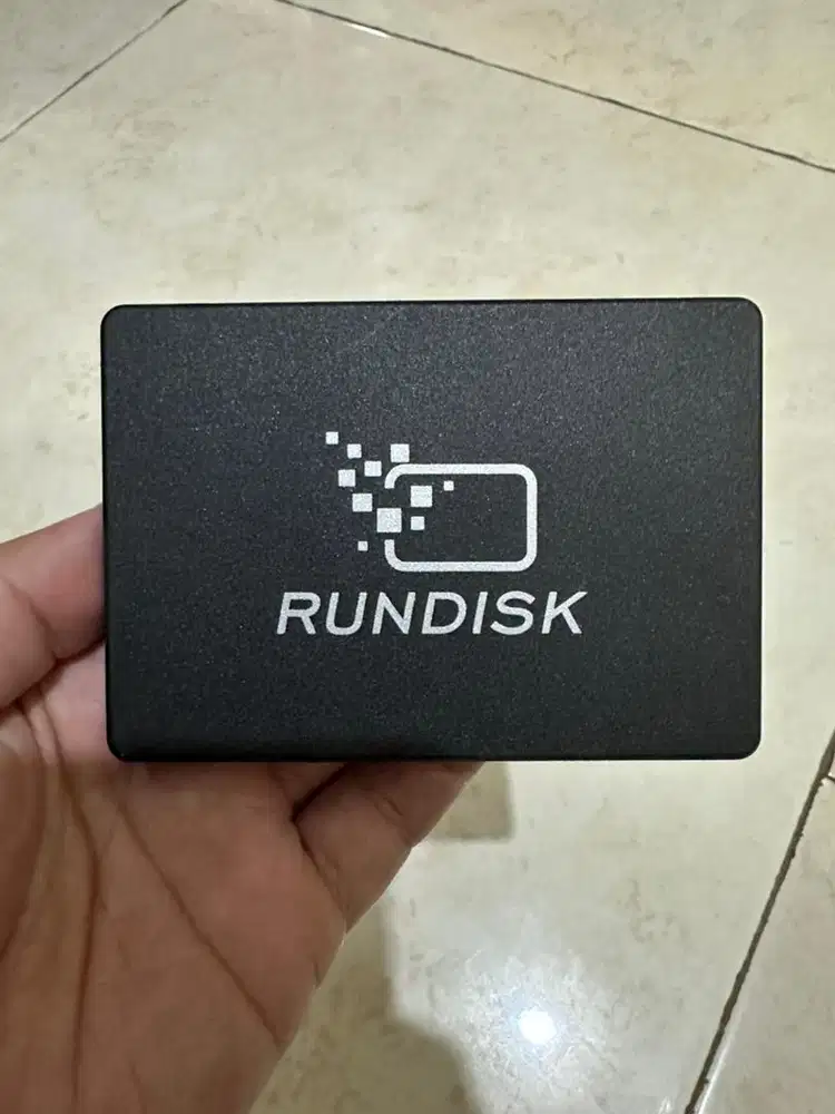 SSD SATA RUNDISK 256GB