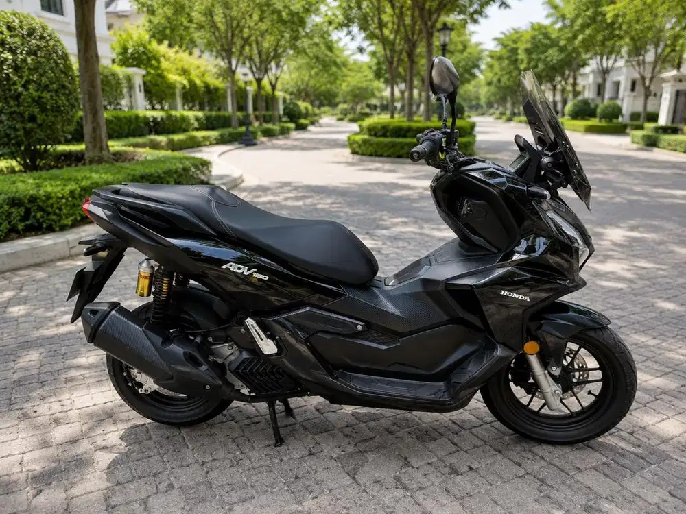 Jual Cepat Motor Honda ADV 160 black
