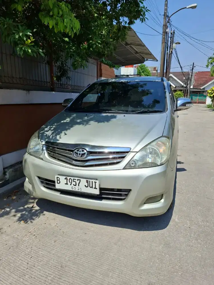Toyota Kijang Innova 2010 Diesel