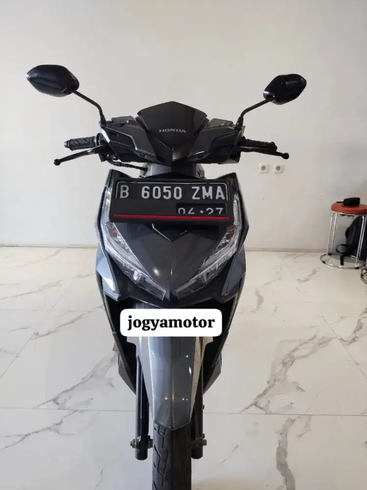 1 - HONDA Vario 150 cbsiss Tahun 2017