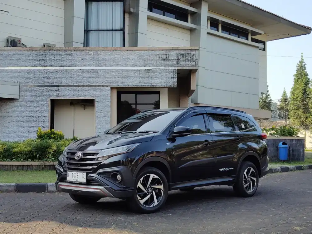 Rush S TRD Sportivo 2018 Matic Hitam Km68rb Full Original