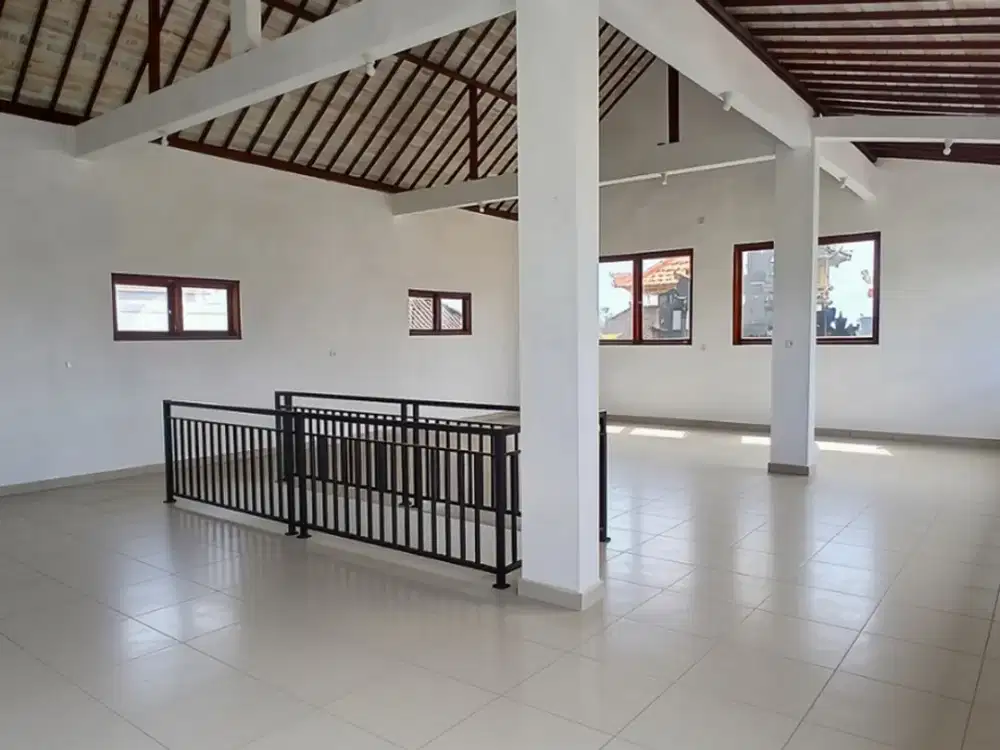 2 Storey Commercial Space In Cemagi Ideal For Restaurant, Office & Retail
