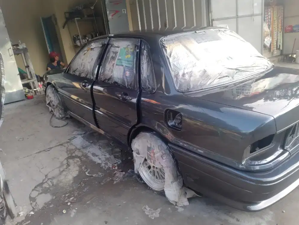 Bengkel cat body repair mobil