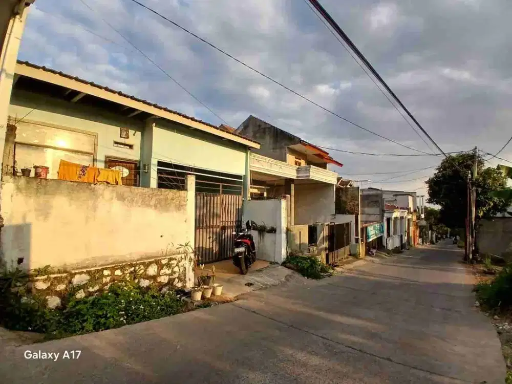 rumah lt100/90 hrg525jt dekat gasibu dan itenas di komplek jatihandap bandung