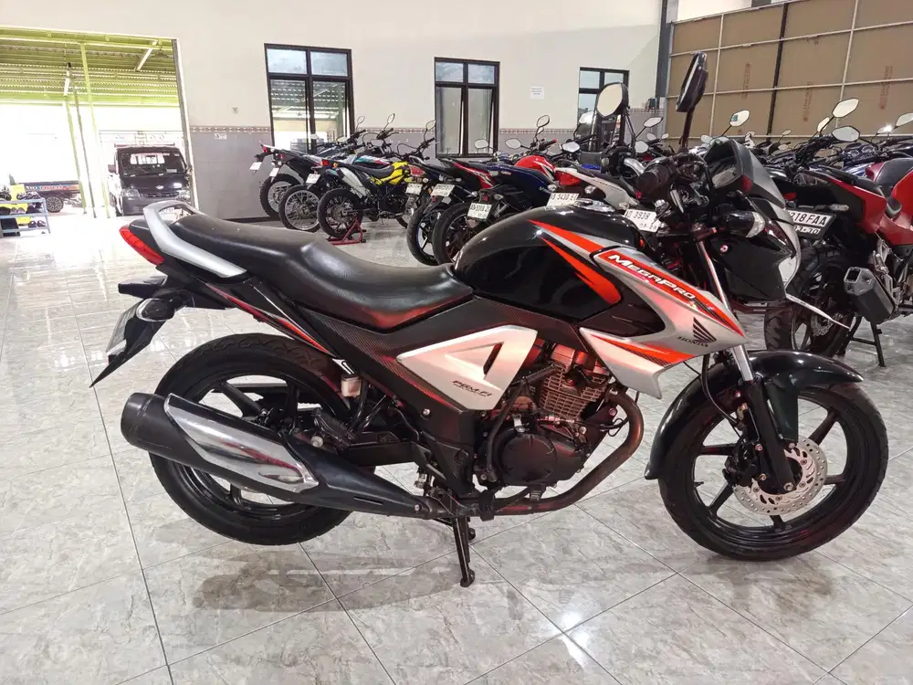 Megapro Mono FI 2014