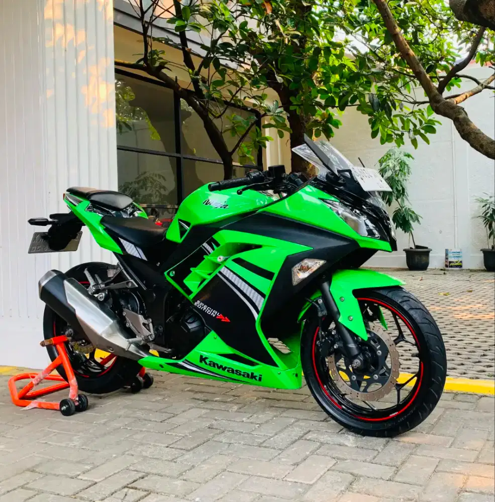 Kawasaki ninja 250 se