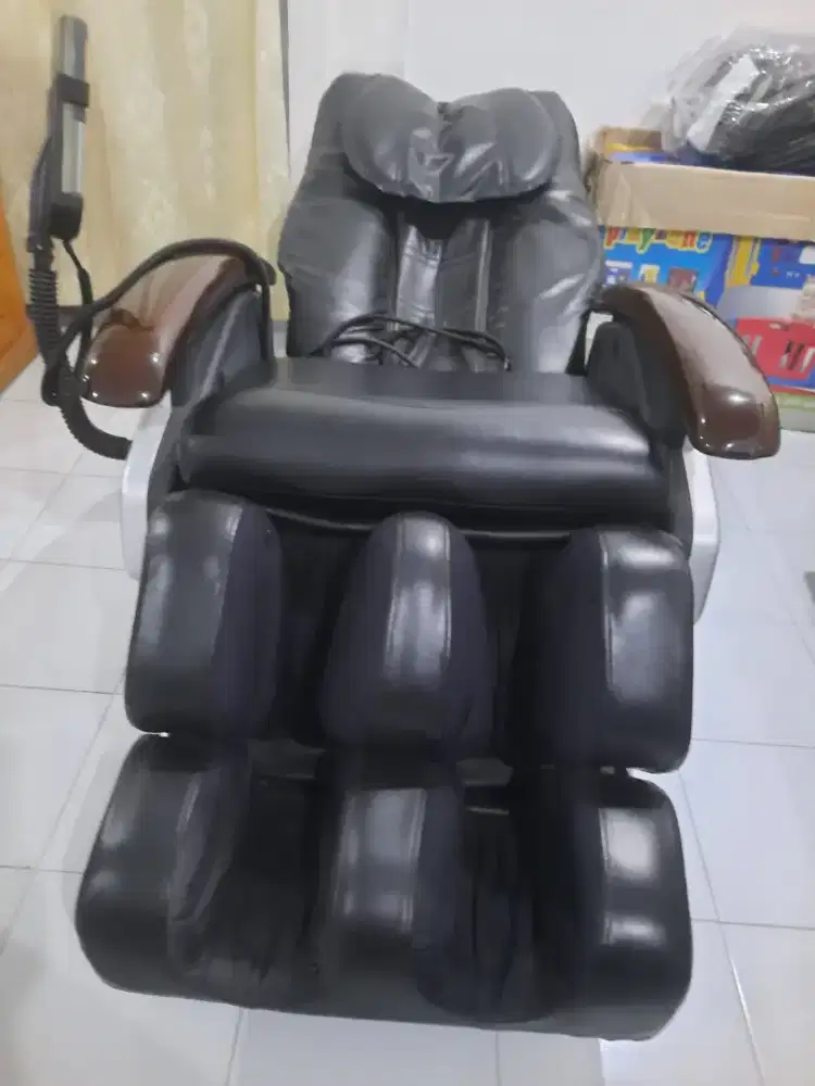 Kursi pijat santai