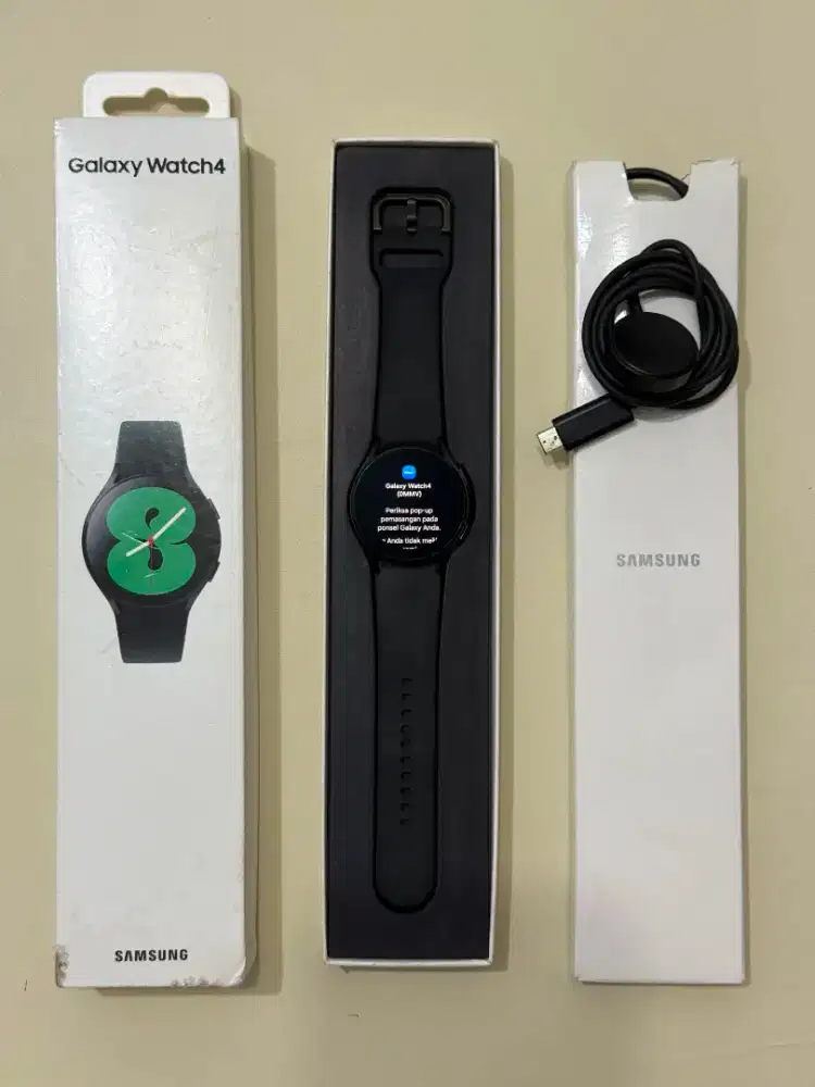 Samsung Watch 4 40mm - Black - ex SEIN