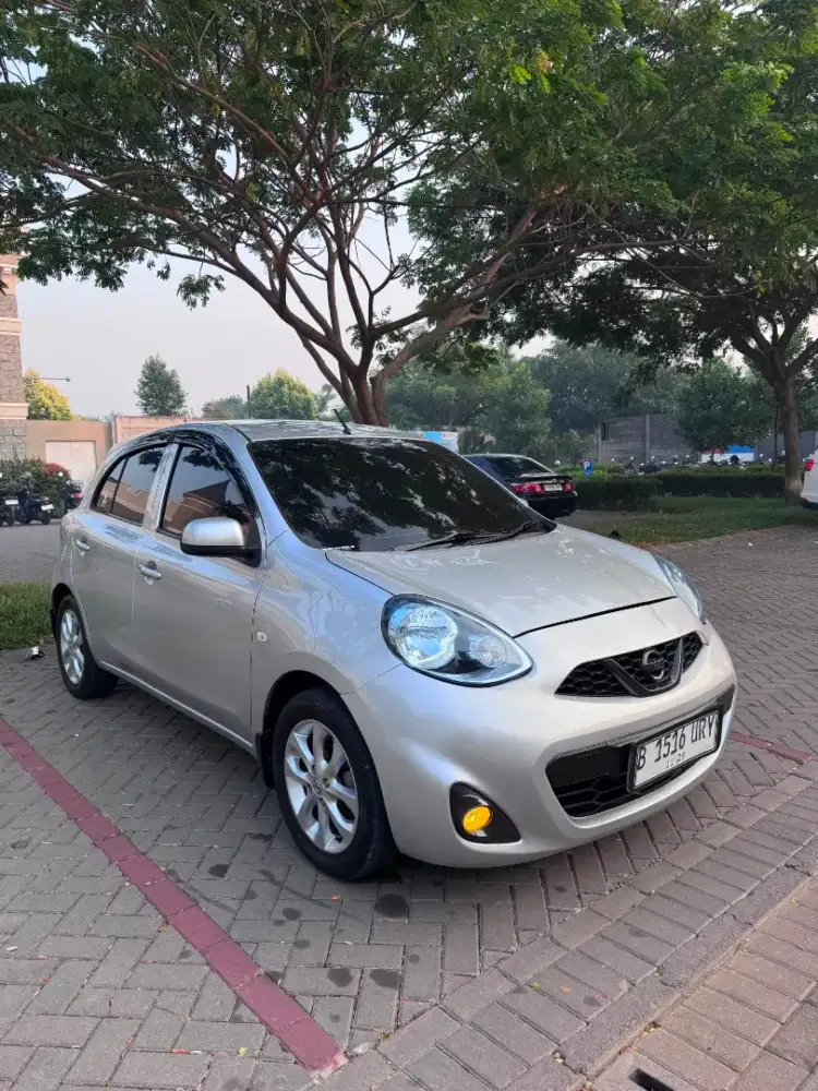 Jual March 2014 Automatic 1.2 Facelift