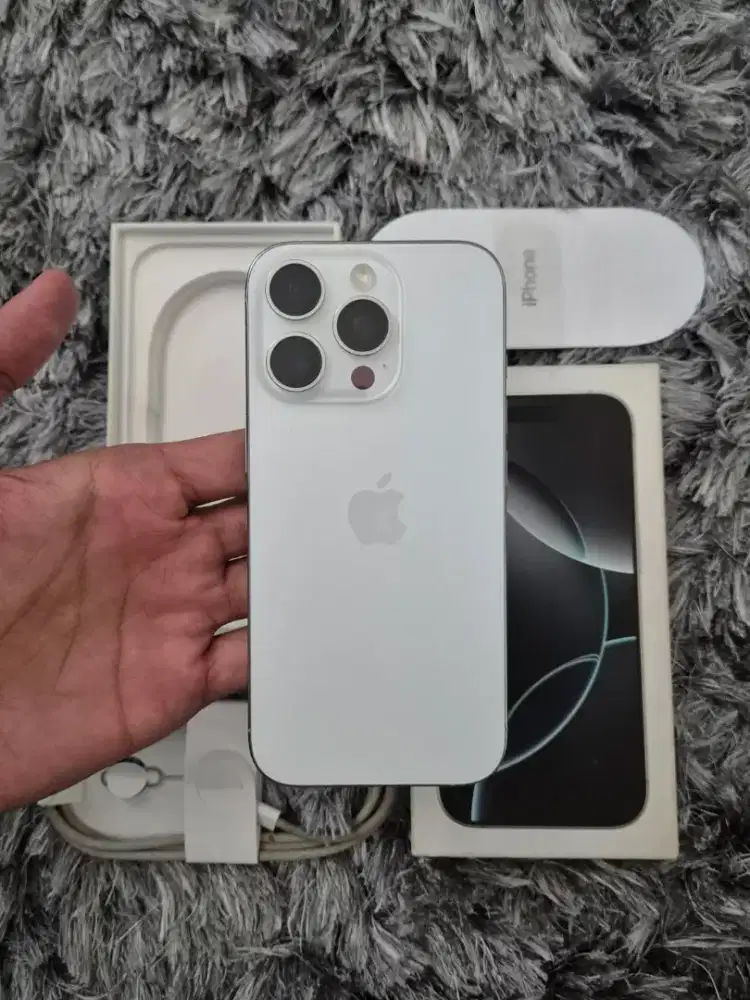 Iphone 16 Pro 128GB White Titanium Ibox Garansi On