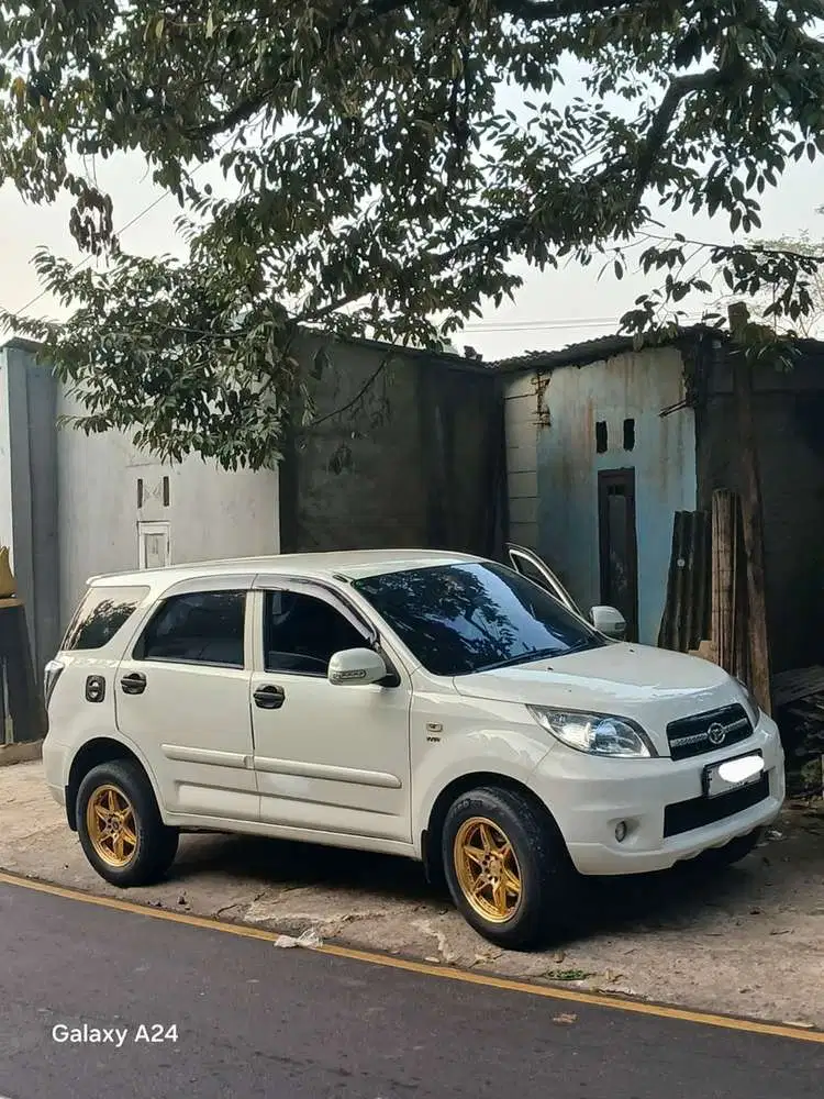 Daihatsu Terios 2013 Bensin