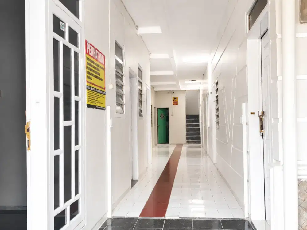 Kost 800 Juta an 11 Kamar Depan Pasar Among Tani Kota Batu