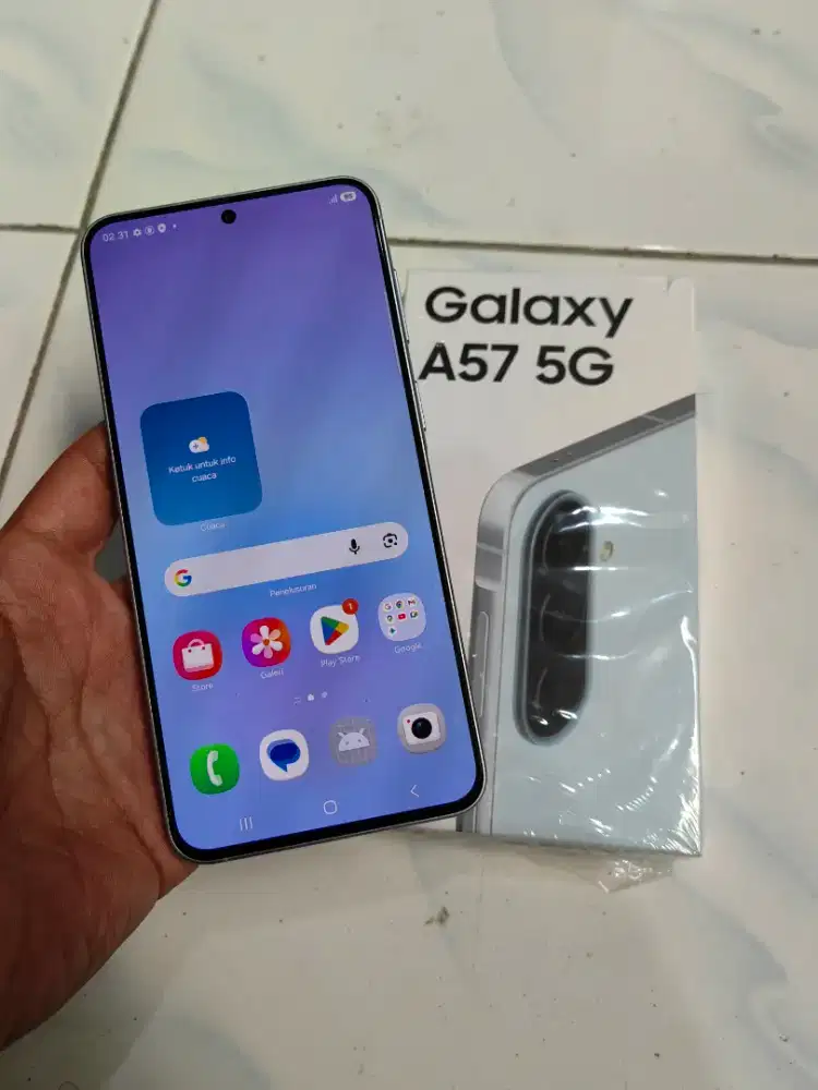 Samsung A57 5G 11 bulan 8/256 jaminan seperti baru