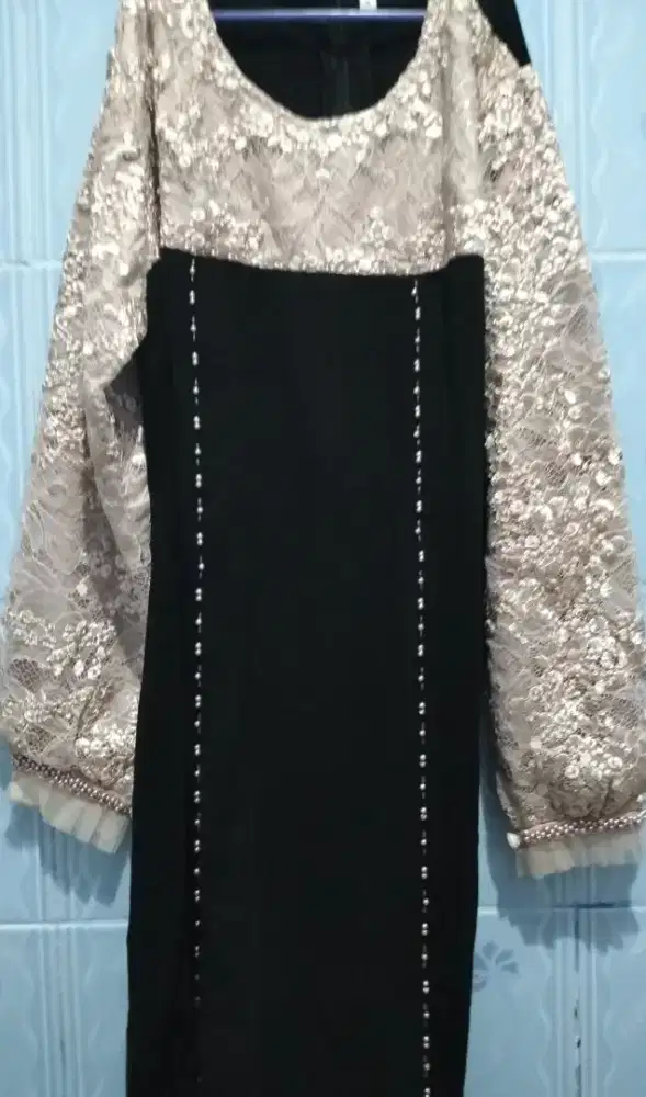 Heela Abaya (barang baru tanpa minus)
