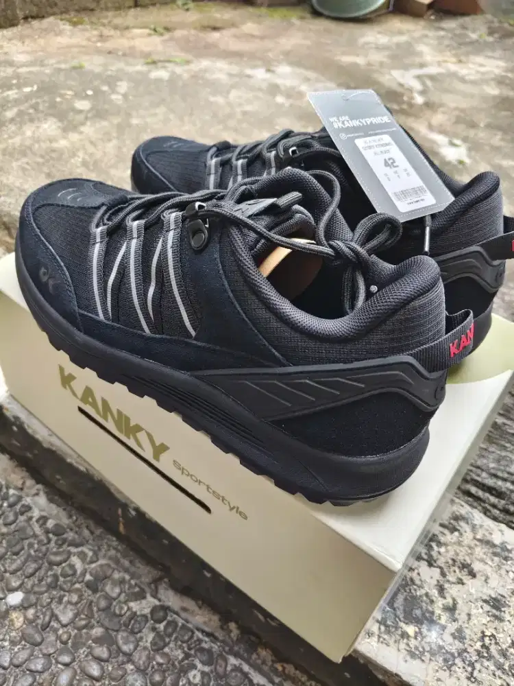KANKY KITADAKE ALL BLACK SIZE 42
