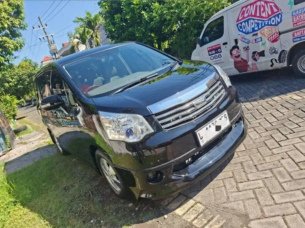 Toyota Nav1 2.0  V Bsn Matic/At 2013 Kondisi Sangat Bagus Dan Terawat