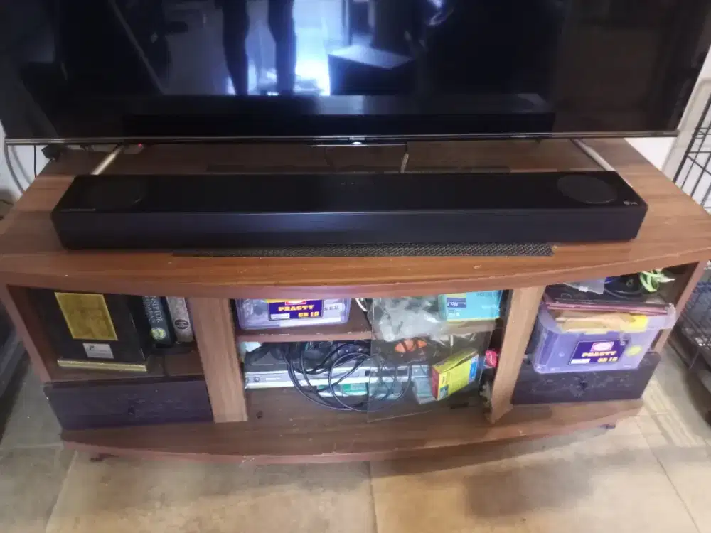 LG Soundbar with Meridian SN7Y