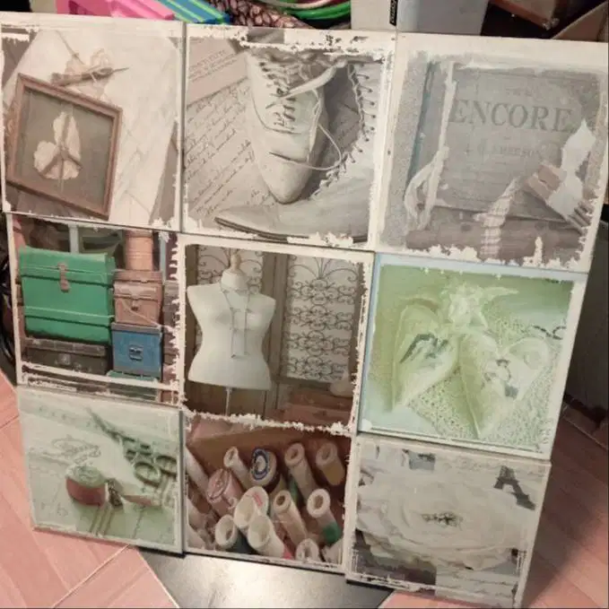 Pajangan Dinding Printing Canvas Informa 90x3x90cm