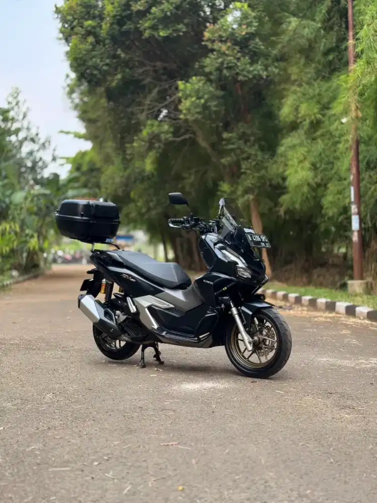 ADV 160 ABS Matte Black Tahun 2022