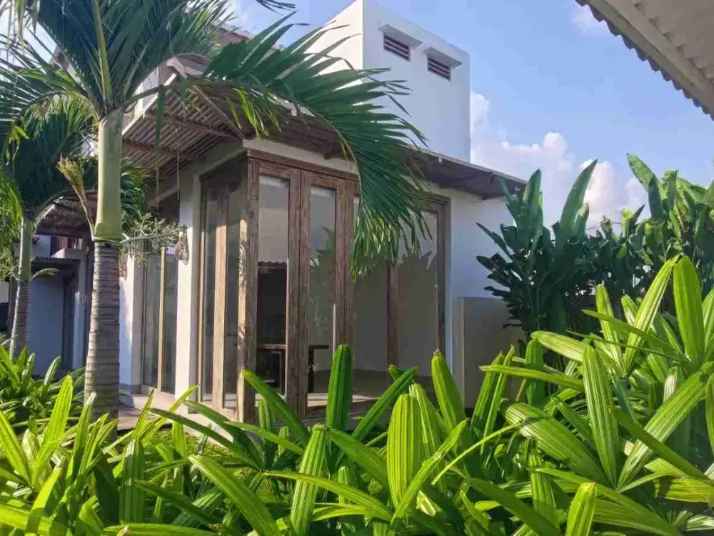 VILLA 200M DARI PANTAI CEMAGI CANGGU 2LT, MILIK SENDIRI