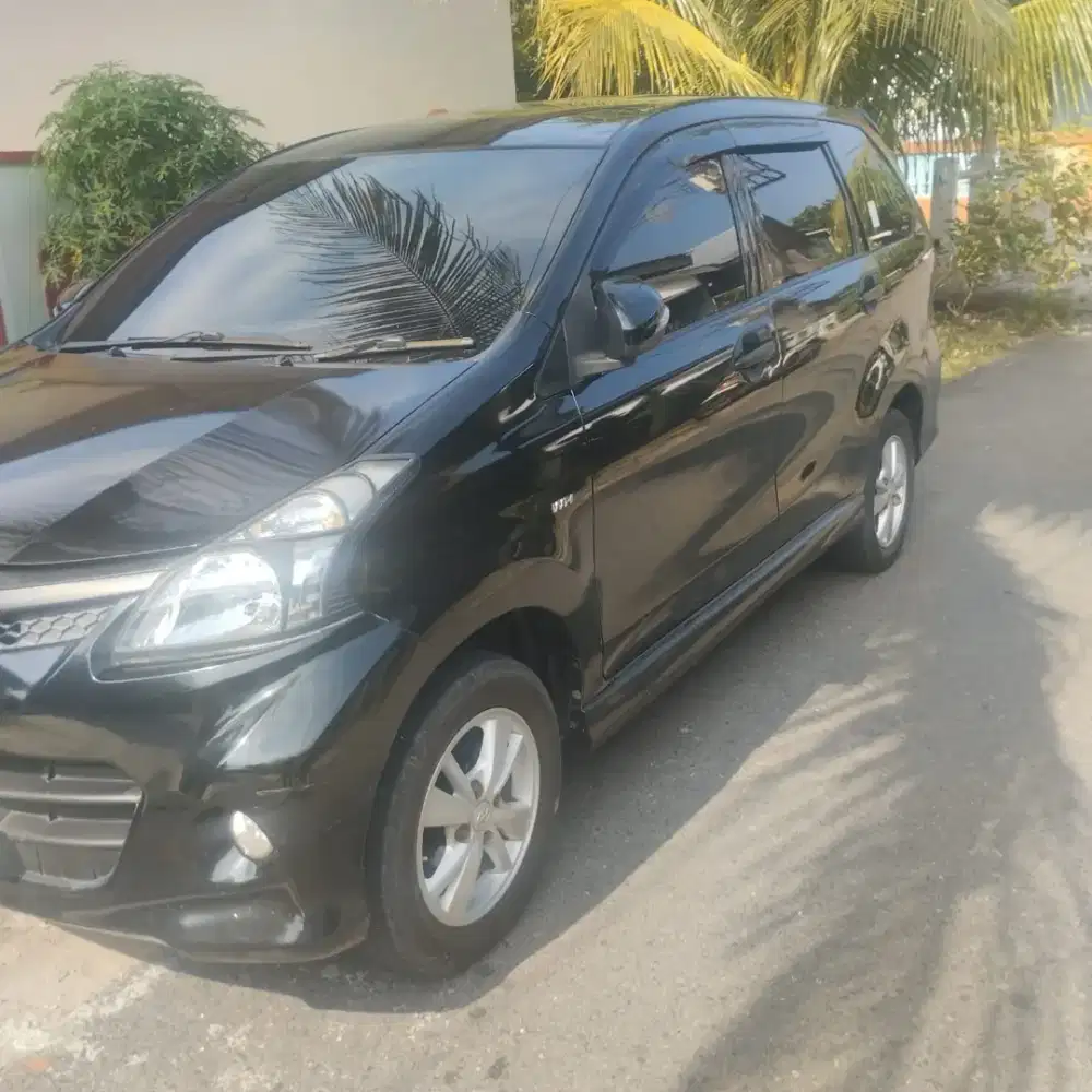 jual mobil avanza New Veloz tahun 2013