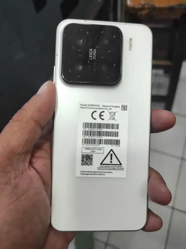 Xiaomi Mi 15 512 GB mulus 99% putih fullset original garansi resmi