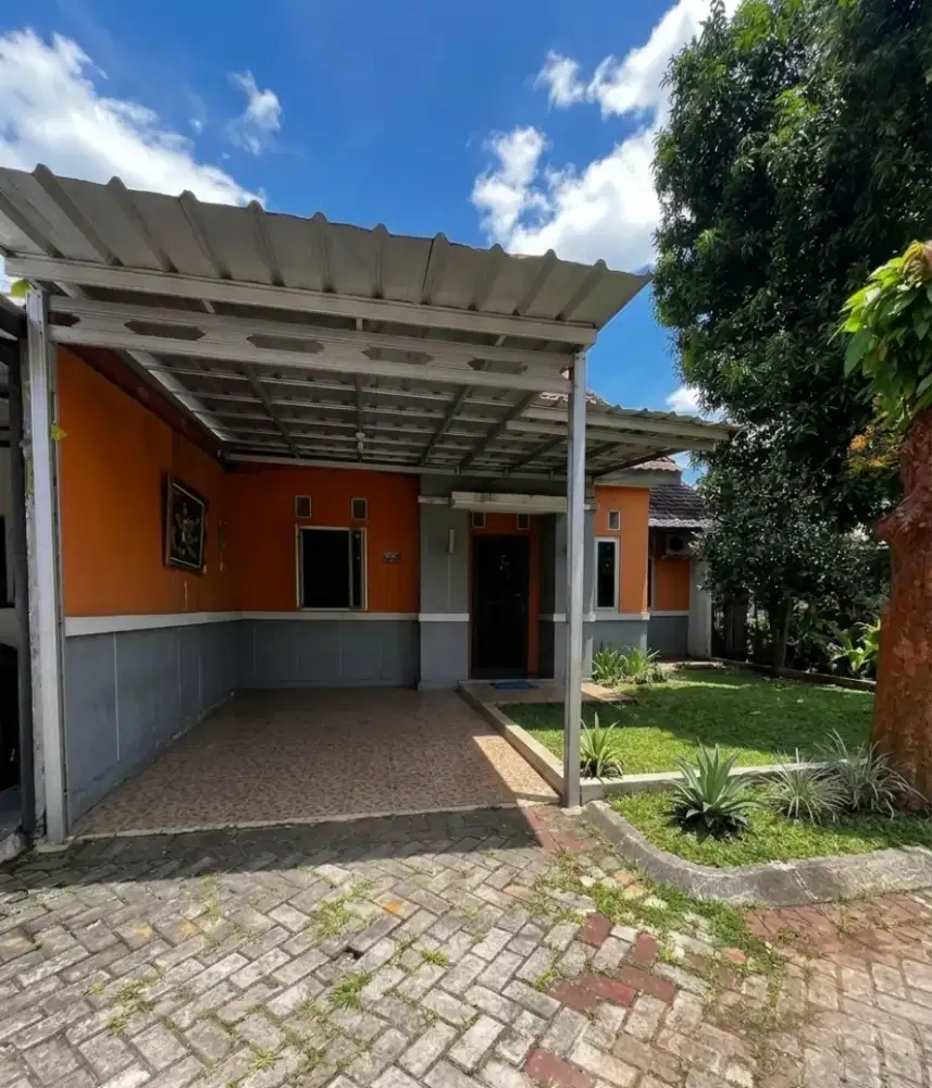 Dijual cepat BU posisi hook dekat grandwisata